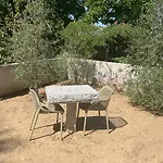 La Terrasse Hotell *